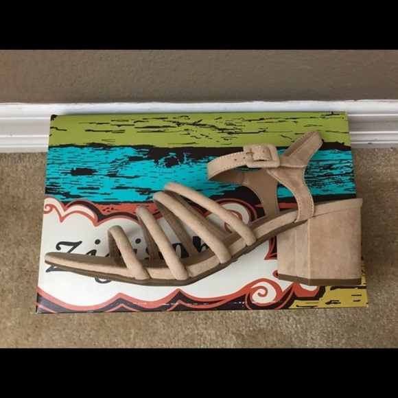 ZIGIny Women's Gladys Dress Sandal Natural Sz 10M - Picture 4 of 7